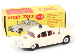 Lot 575 - DINKY TOYS (GB) (1)