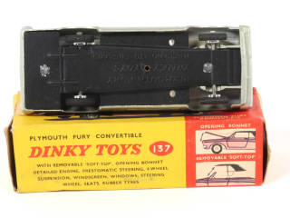 Lot 555 - DINKY TOYS (GB) (1)