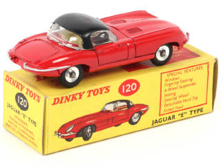 Lot 554 - DINKY TOYS (GB) (1)