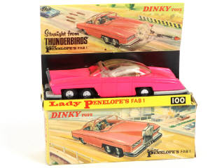 Lot 583 - DINKY TOYS (GB) (1)