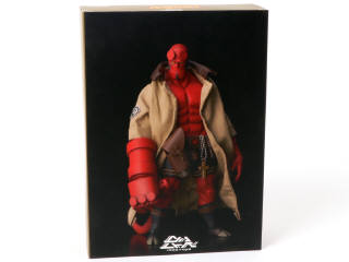 Lot 206 - 1000 TOYS (CHINE) (1)