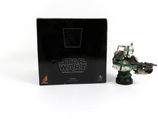 Lot 255 - GENTLE GIANT (CHINE) (1)