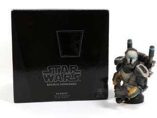 Lot 256 - GENTLE GIANT (CHINE) (1)