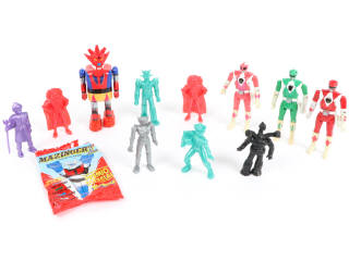 Lot 72 - DIVERS (11)