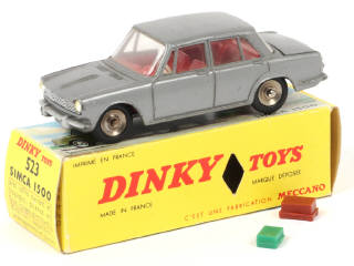 Lot 302 - DINKY TOYS (FRANCE) (1)