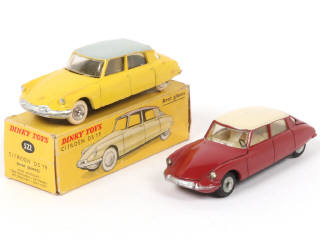 Lot 335 - DINKY TOYS (FRANCE) (2)