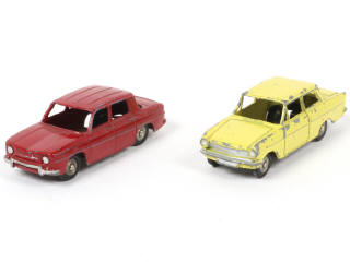 Lot 328 - DINKY TOYS (FRANCE) Série JUNIOR (2)