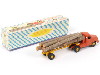 Lot 318 - DINKY TOYS (FRANCE) (1)