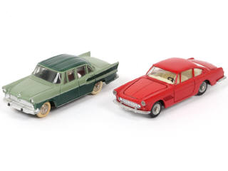 Lot 330 - DINKY TOYS (FRANCE) (2)