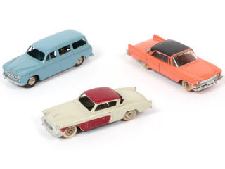 Lot 347 - DINKY TOYS (FRANCE) (3)