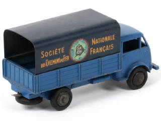 Lot 312 - DINKY TOYS (FRANCE) (1)