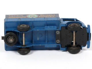 Lot 312 - DINKY TOYS (FRANCE) (1)