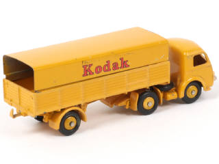 Lot 315 - DINKY TOYS (FRANCE) (1)