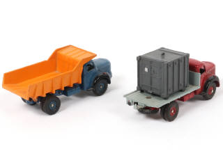 Lot 342 - DINKY TOYS (FRANCE) (2)