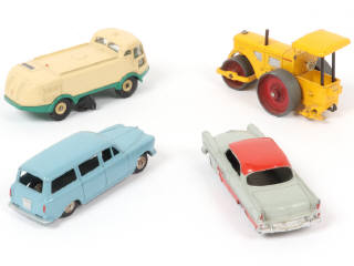 Lot 354 - DINKY TOYS (FRANCE) (4)