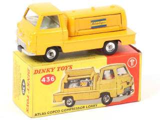 Lot 301 - DINKY TOYS (GB) (1)