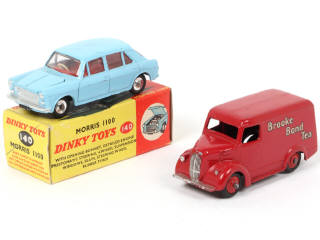 Lot 305 - DINKY TOYS (GB) (2)