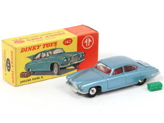 Lot 275 - DINKY TOYS (GB) (1)
