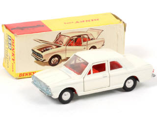 Lot 279 - DINKY TOYS (GB) (1)