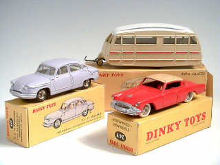 Lot 602 - DINKY TOYS FRANCE (3)