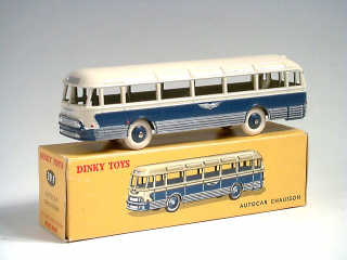 Lot 725 - DINKY TOYS FRANCE (1)