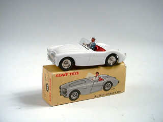 Lot 603 - DINKY TOYS FRANCE (1)