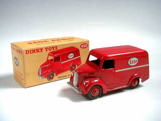 Lot 546 - DINKY TOYS GB (1)