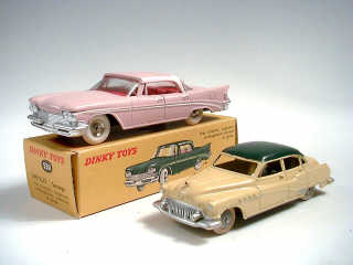 Lot 675 - DINKY TOYS (FRANCE) (2)
