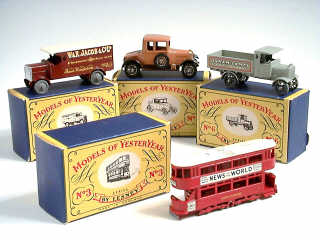 Lot 392 - MATCHBOX (4)