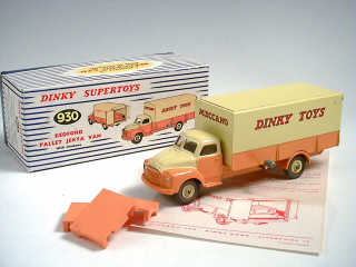 Lot 548 - DINKY TOYS GB (1)