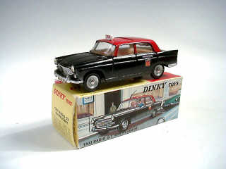 Lot 671 - DINKY TOYS FRANCE (1)