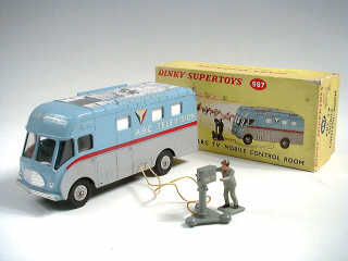 Lot 528 - DINKY TOYS GB (1)