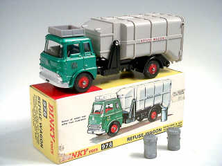 Lot 536 - DINKY TOYS GB (1)