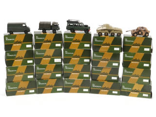 Lot 111 - EDITIONS HACHETTE (FRANCE) (20)