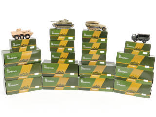 Lot 103 - EDITIONS HACHETTE (FRANCE) (18)