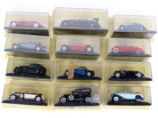 Lot 26 - DIVERS (12)