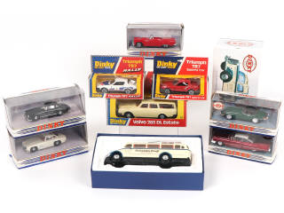 Lot 350 - DIVERS (9)