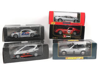 Lot 1 - DIVERS (5)