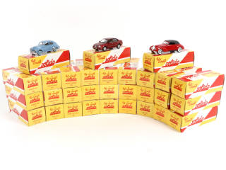 Lot 116 - EDITIONS HACHETTE (FRANCE) (30)