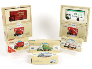 Lot 293 - CORGI TOYS (GB) (8)