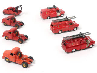 Lot 236 - DINKY TOYS (7)
