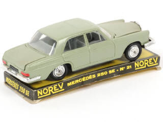 Lot 212 - NOREV (FRANCE) (1)