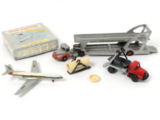 Lot 198 - DINKY TOYS (FRANCE) (3)