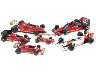 Lot 93 - DIVERS (6)