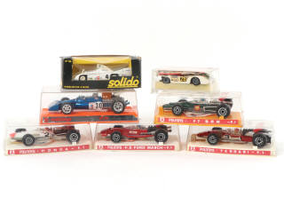 Lot 98 - DIVERS (7)
