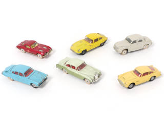 Lot 153 - CORGI TOYS (GB) (6)