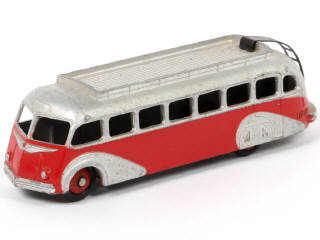 Lot 321 - DINKY TOYS (FRANCE) (1)