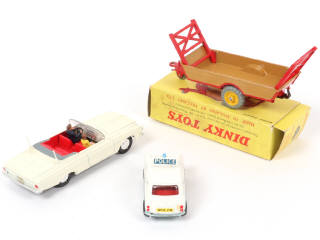Lot 308 - DINKY TOYS (GB) (3)