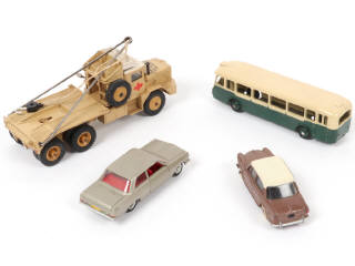 Lot 334 - DINKY TOYS (FRANCE) (4)