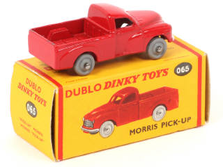 Lot 302 - DINKY TOYS (GB) (1)